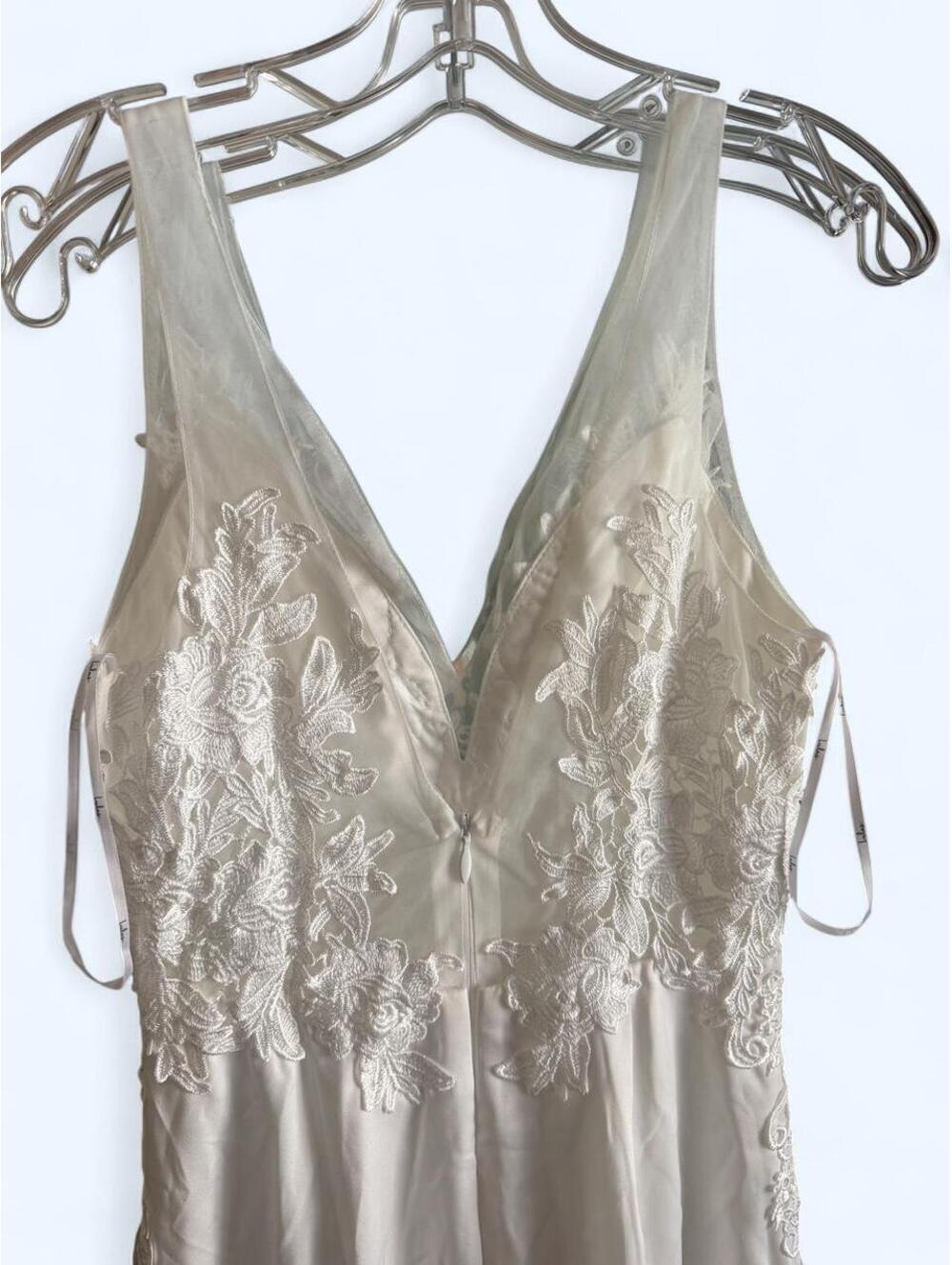 Lulus NWT DAMAGED - Picture 7 of 8